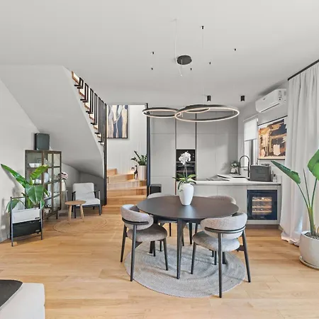 Nea With Private Pool And Bbq *